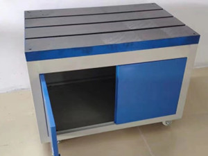 攻絲機工作臺