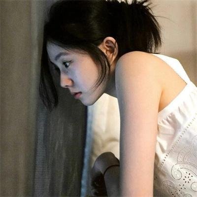 白色的女人